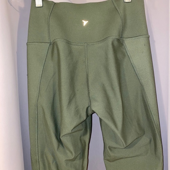Old navy leggings in hunter pine - Picture 12 of 13